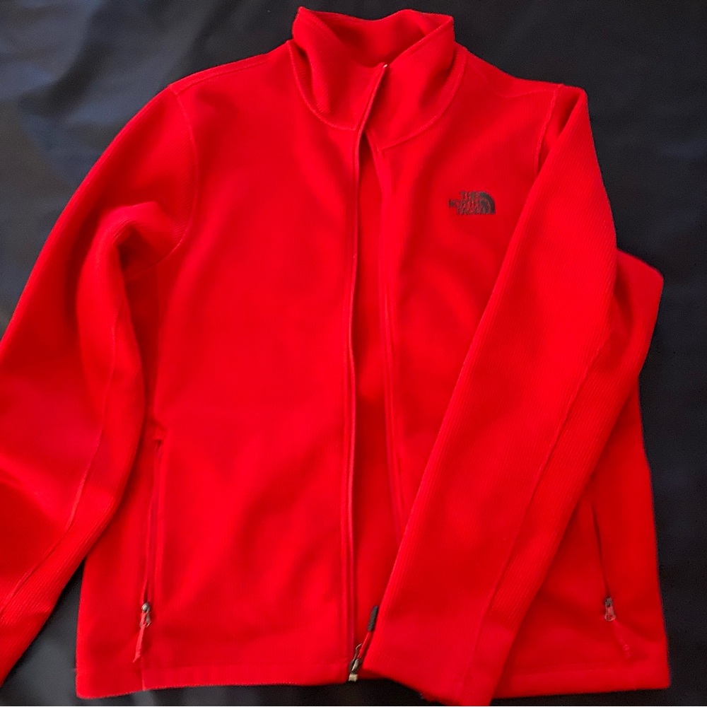 Men’s Large North Face lightweight jacket.